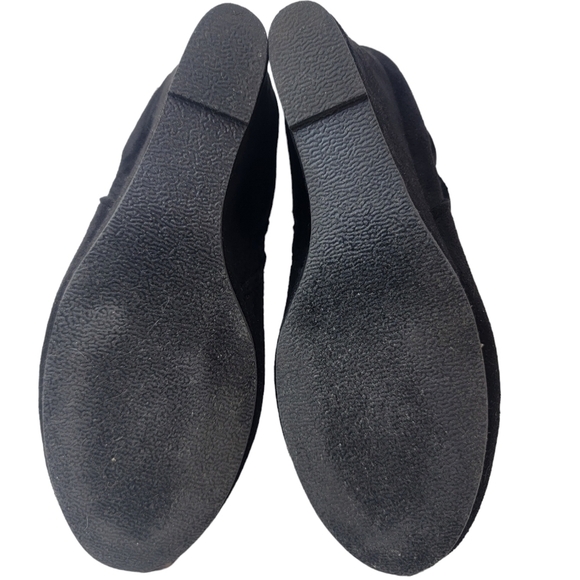 Alexis Bendel woman's size 9 Heeled (3") zip-up boots. - Picture 10 of 10